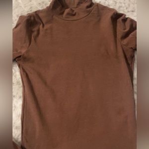 Hollsiter long sleeve top